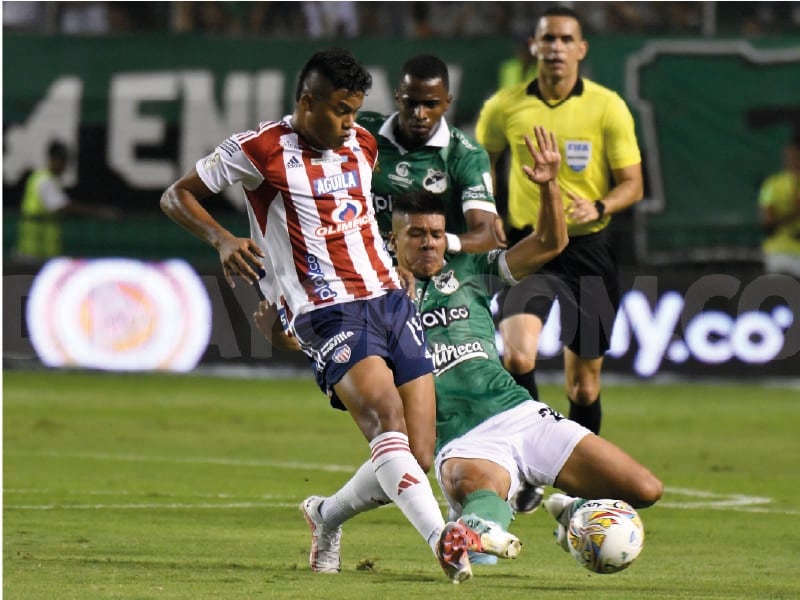 Sandoval venía siendo titular por encima de Carlos Bacca