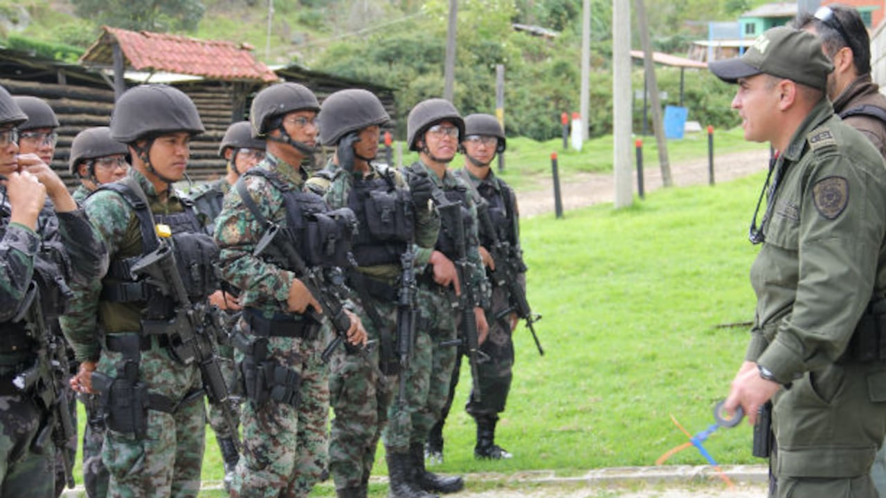 Policías filipinos entrenaron en Colombia.