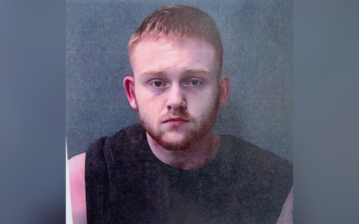 Twitter: @AnayeliNews (API)