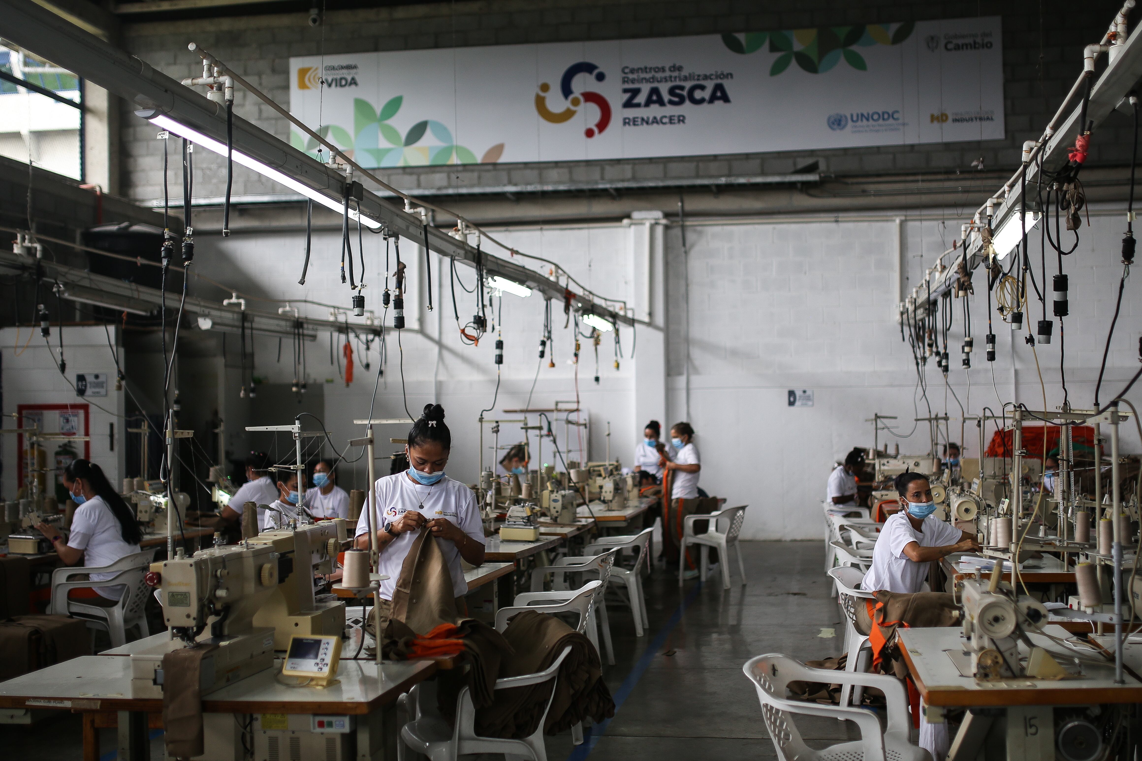 Carcel de maxima seguridad Picaleña en Ibagué
centros de reindustrialización zasca renacer