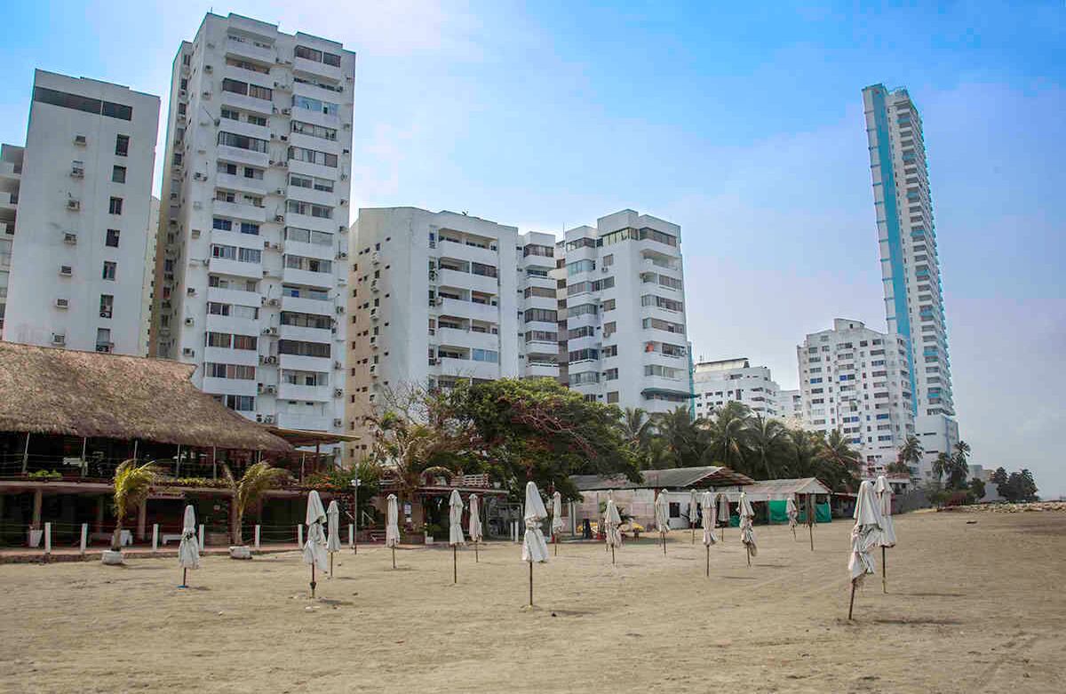 Alrededor del 30 por ciento de los empleos de Cartagena están relacionados a establecimientos de hospedaje, comercio e industria turística en general, según información reciente del Dane. Tico Angulo/SEMANA