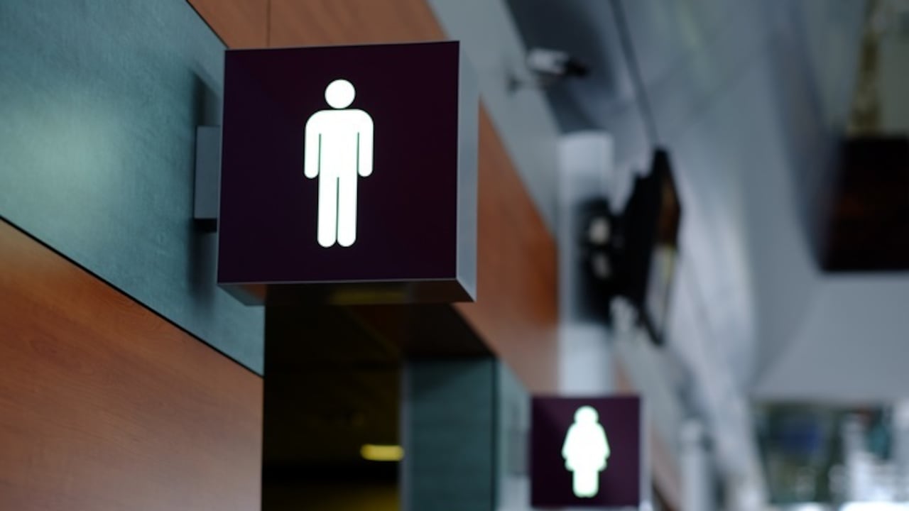 Cerca del 80% de los pacientes de cirugía prostatectomía radical podrían presentar algún grado de incontinencia urinaria - IRKIEV/ INSTOCK