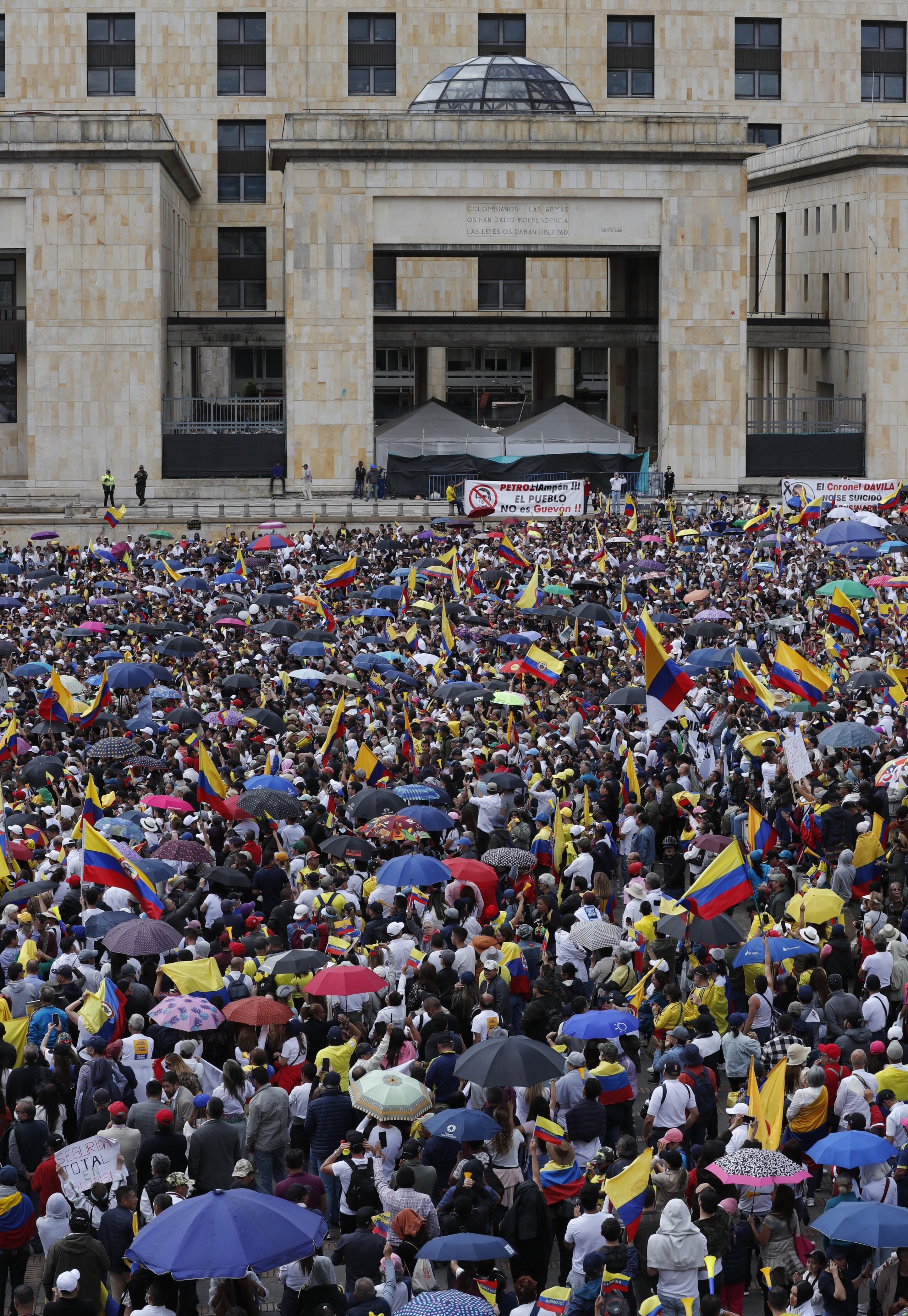 Marcha de la Mayoría este 20 de junio Bogotá Panorámica Plaza Bolívar