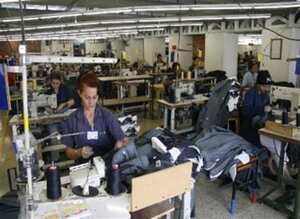 El sector de las confecciones genera más de 376.000 empleos en el país.
