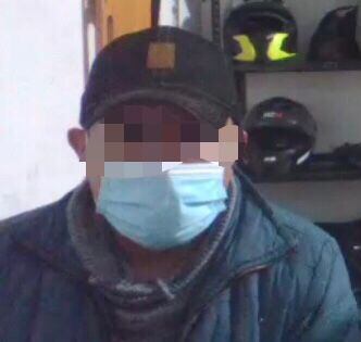 Por una billetera patrullero atacó a su propia familia con un arma traumática