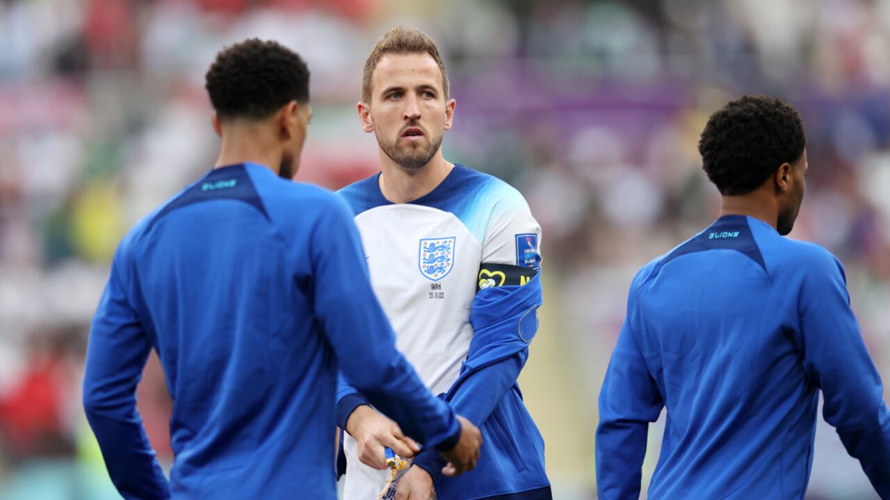 Inglaterra, Alemania, Bélgica, Gales, Dinamarca, Países Bajos y Suiza desistieron de usar el brazalete One Love.