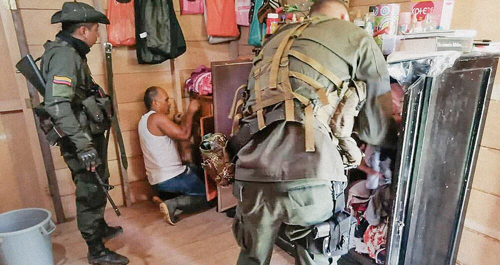 Se lanzó la estrategia Nudo de Paramillo, la cual consistió en incrementar el control territorial y estructurar un sistema rápido de inteligencia y policía judicial. 