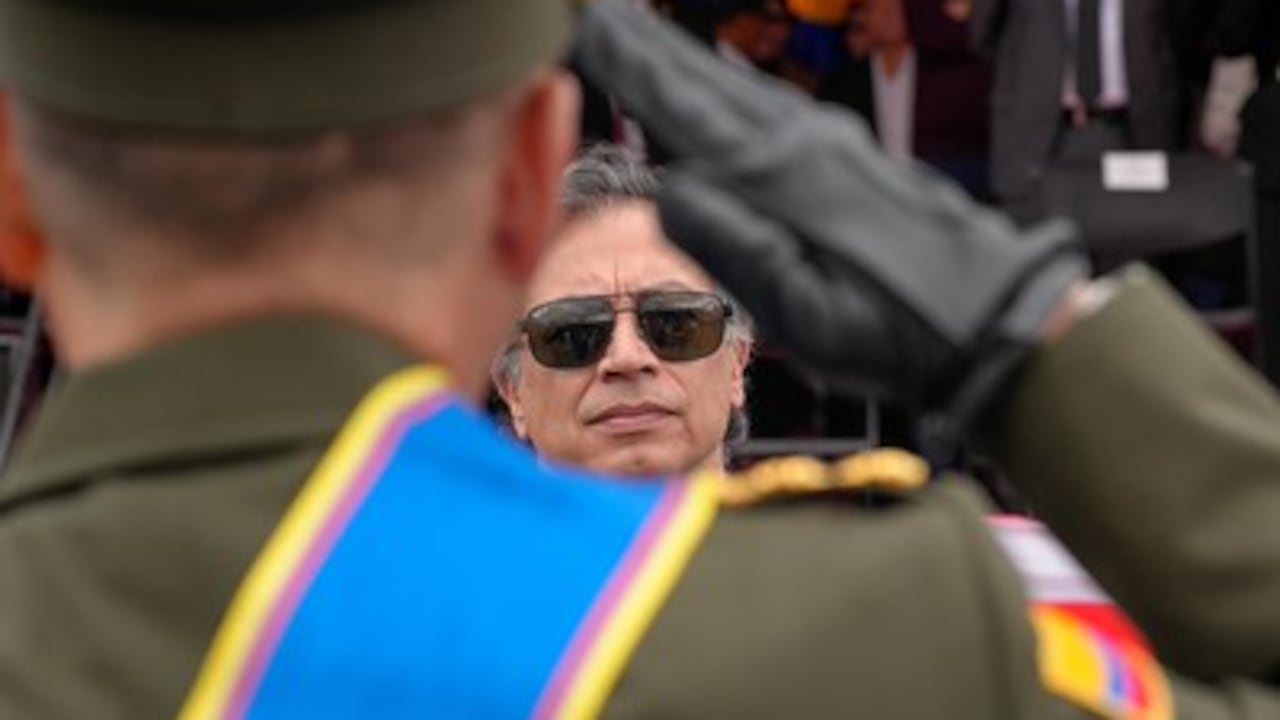 El presidente Gustavo Petro reveló detalles de unas directrices que impartió a la Fuerza Pública.