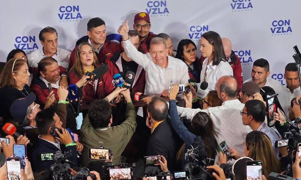 María Corina Machado, líder de la oposición y Edmundo González, Candidato Presidencial