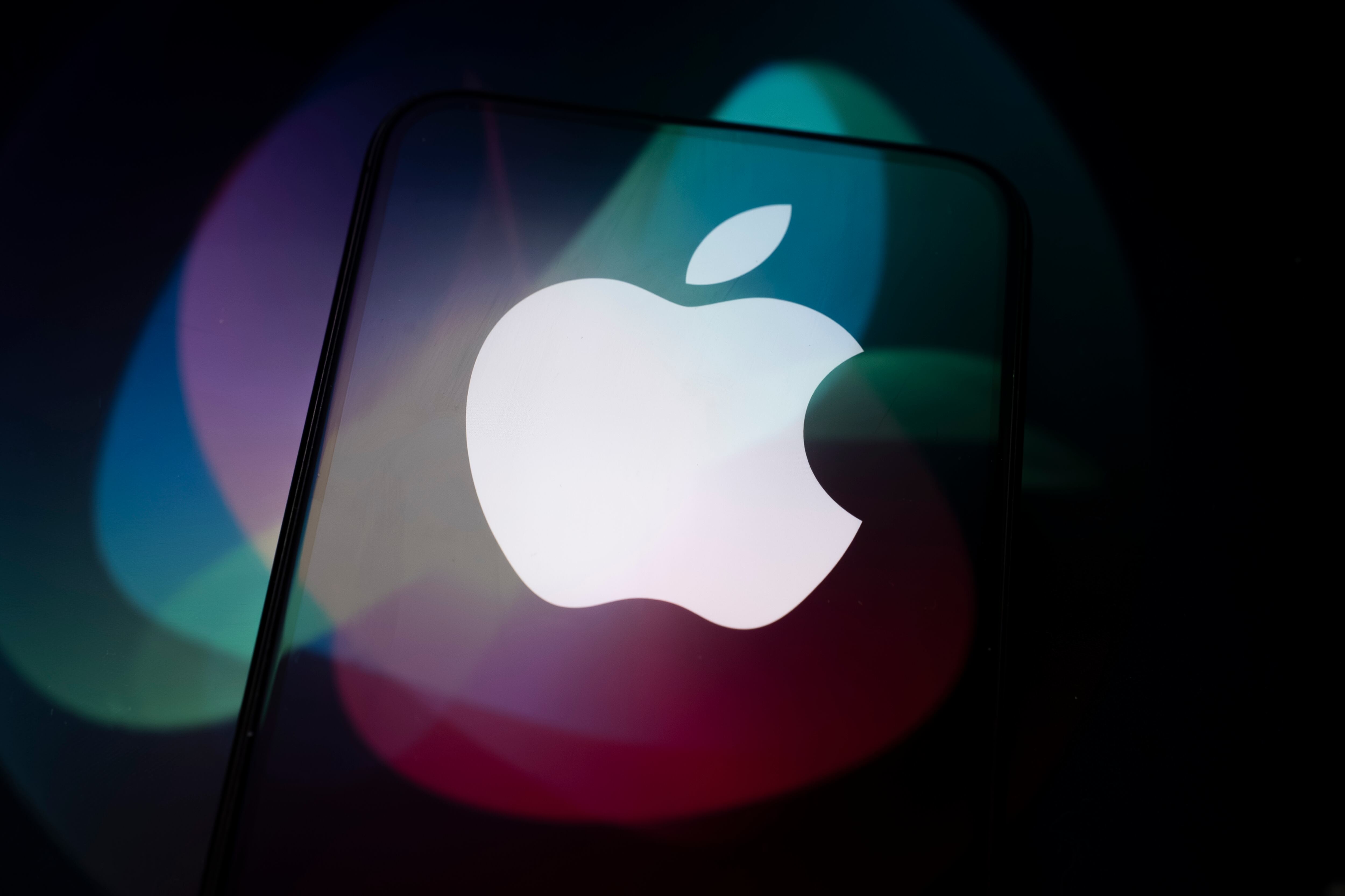 Apple presentará nuevas funciones de Siri en febrero.