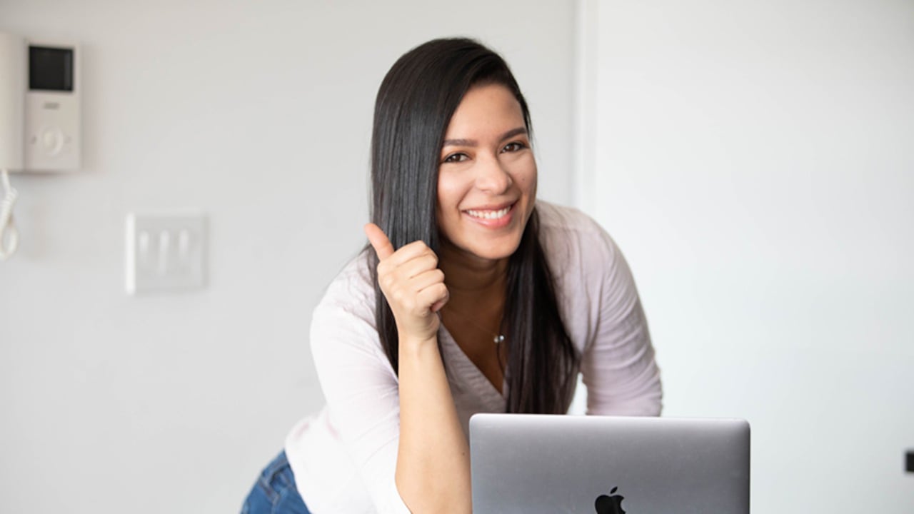 En el caso del primer programa, el Icetex informó que hasta el 3 de octubre del 2022 se encuentran abiertas algunas de las convocatorias para que funcionarios públicos colombianos se postulen a las becas de cursos cortos en Singapur, en diferentes áreas del conocimiento.