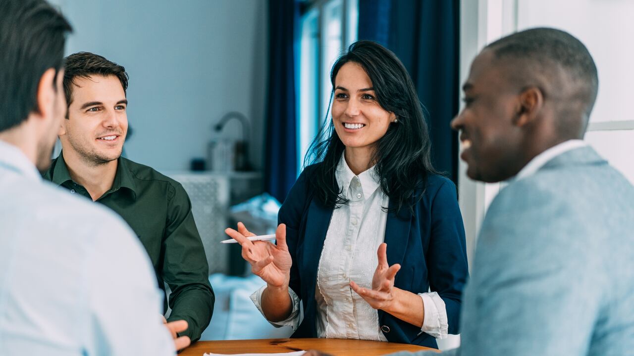 Si es bilingüe, estas oportunidades de trabajo pueden ser para usted.