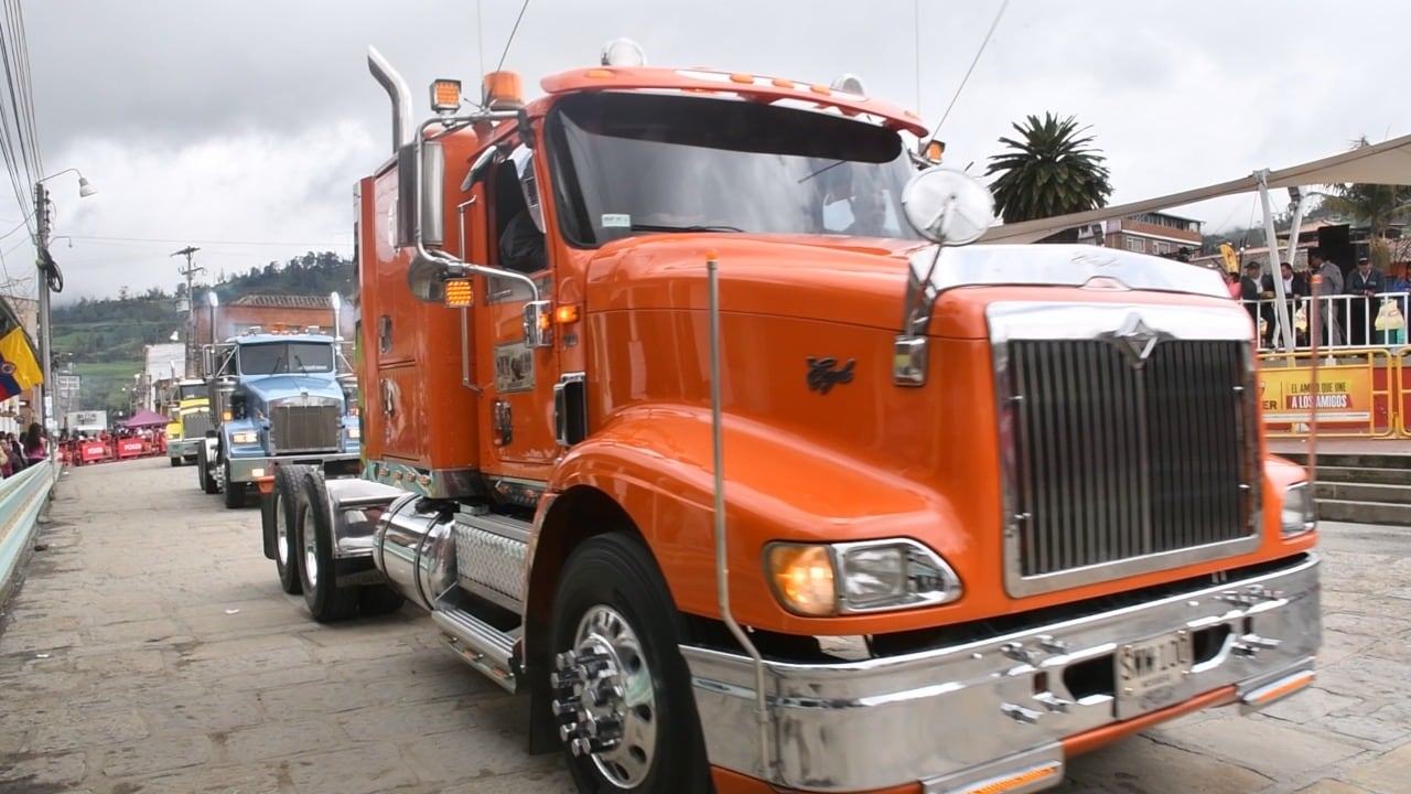 Tractomulas Chipaque