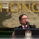 Petro durante la ceremonia de ascensos de Generales de las Fuerzas Militares y Policía Nacional este viernes 15 de diciembre.
