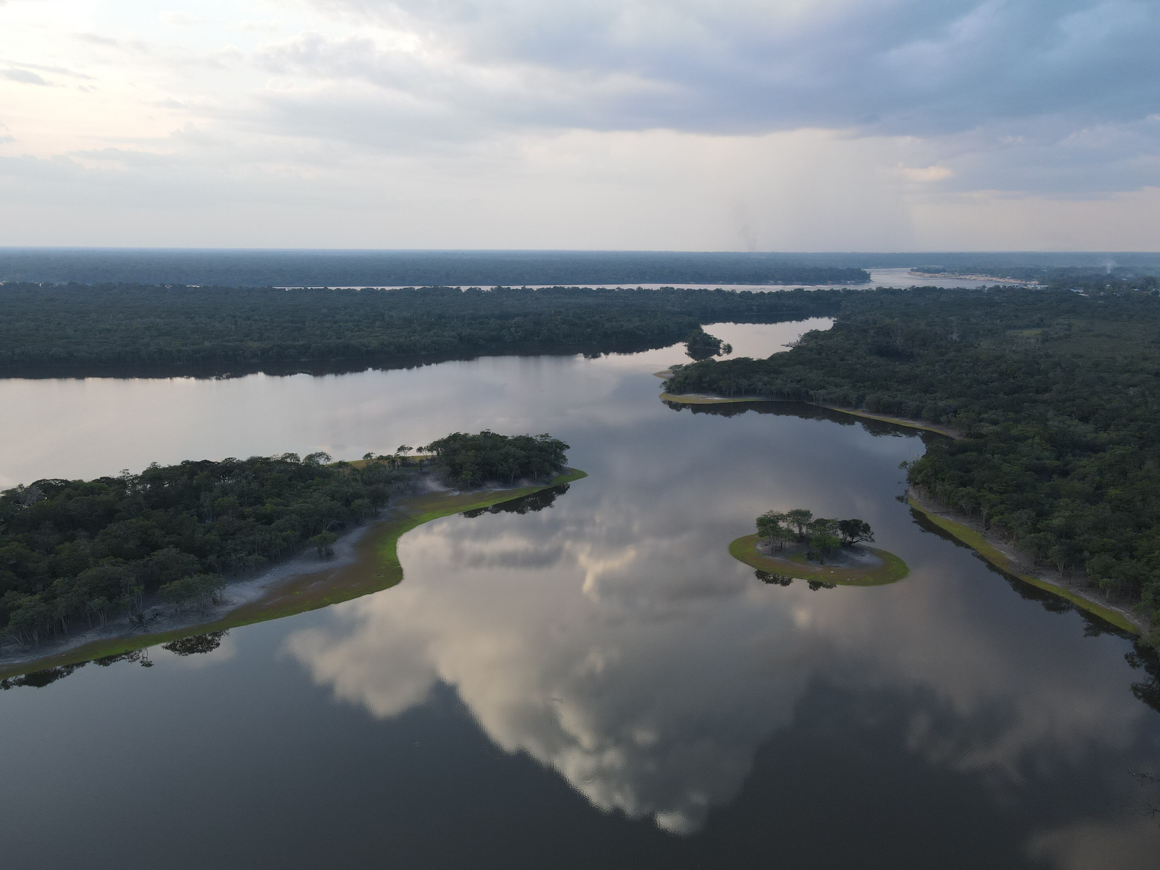 Laguna de las brujas en Inírida, Guainía.