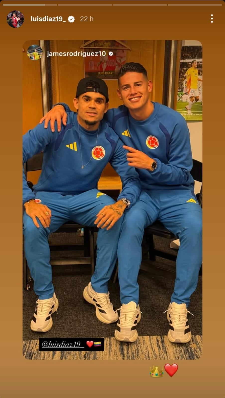 Luis Díaz y James Rodríguez se tomaron una foto antes de despedirse tras estar juntos en Selección Colombia