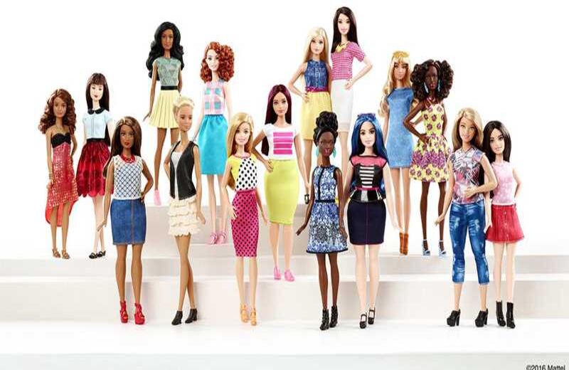 Las nuevas Barbies vendrán en siete tonos de piel distintos, 22 colores de ojos y 24 peinados.