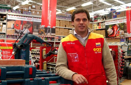 Easy
Eric Basset
Llegaron los chilenos a conquistar espacios.