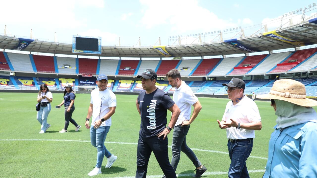 Alcalde Char en el estadio Metropolitano de Barranquilla.