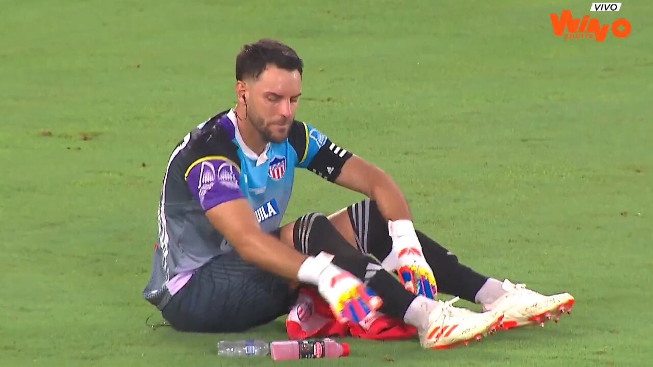 Viera rompió en llanto al final del primer tiempo