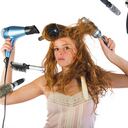 Existen diversas herramientas de belleza que ayudan a mantener un cabello organizado.