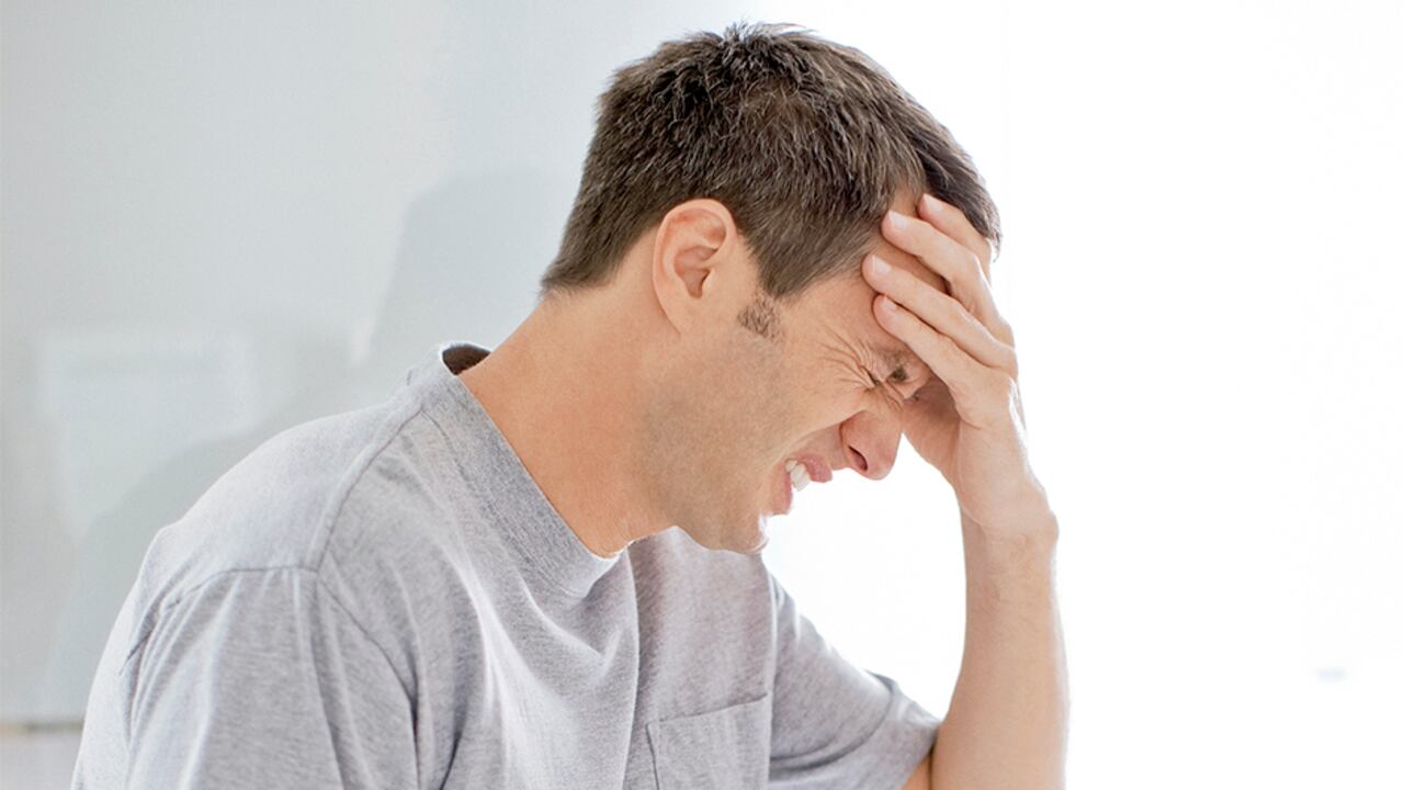 El guayabo o resaca es provocado por beber demasiado alcohol.