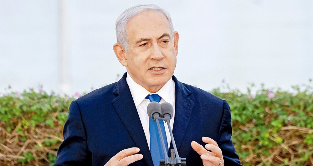  Benjamín Netanyahu, primer ministro de Israel, tendrá 12 días para voltear a los legisladores a su favor y tumbar el nuevo Gobierno en el Parlamento.
