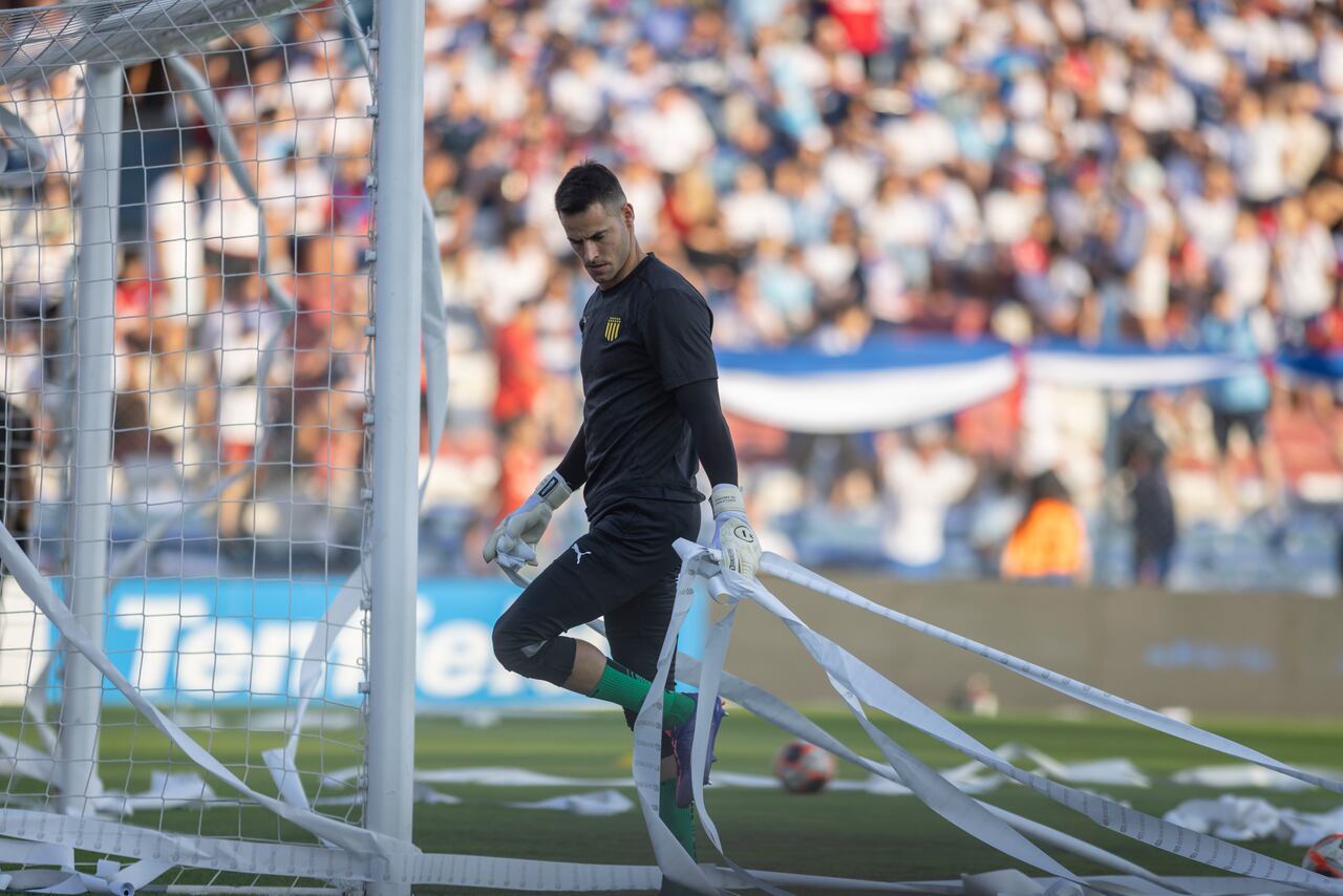 Guillermo de Amores venía de desempeñarse en Peñarol de Uruguay.
