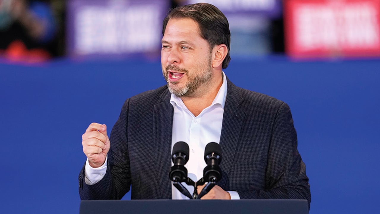 Rubén Gallego, senador por el Estado de Arizona.