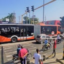 Transcaribe y Paro de taxistas en Cartagena a la altura de los Cuatro Vientos en la Avenida Pedro de Heredia.