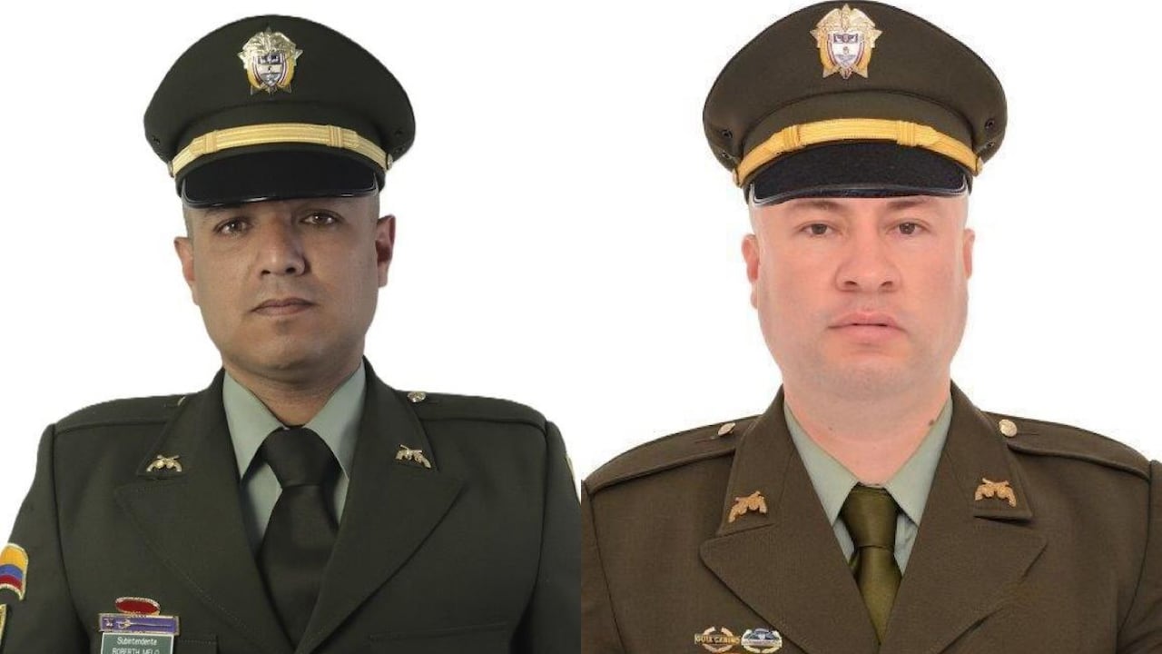 Dos policías asesinados en ataque con explosivos.