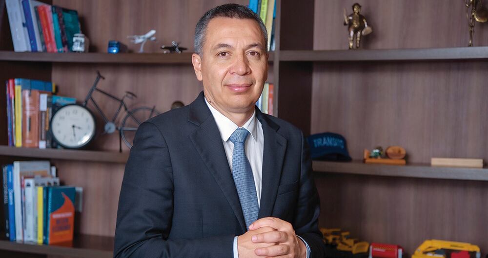 El ministro de Transporte, William Camargo.
