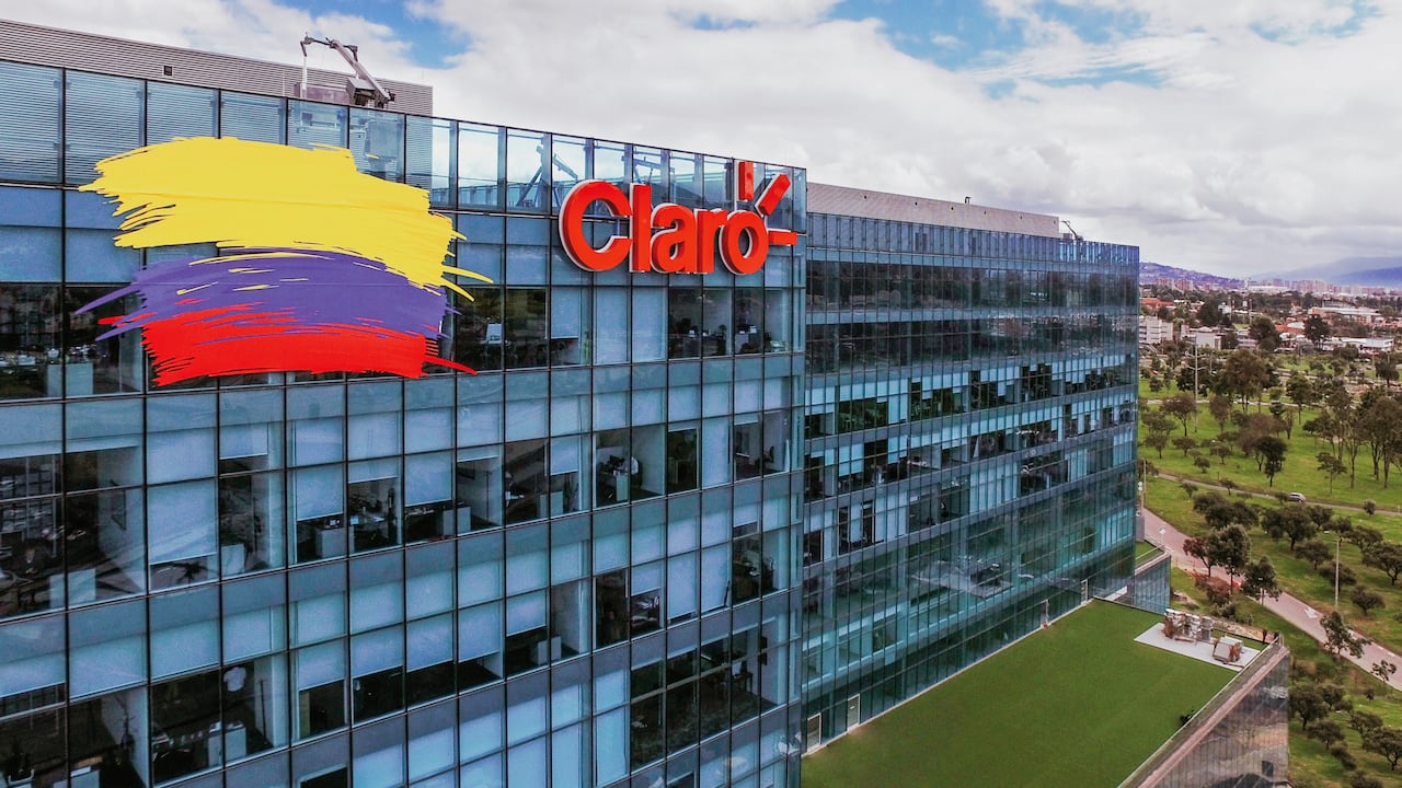 La inversión de Claro en telecomunicaciones representa 60 por ciento de la inversión del sector en el país.