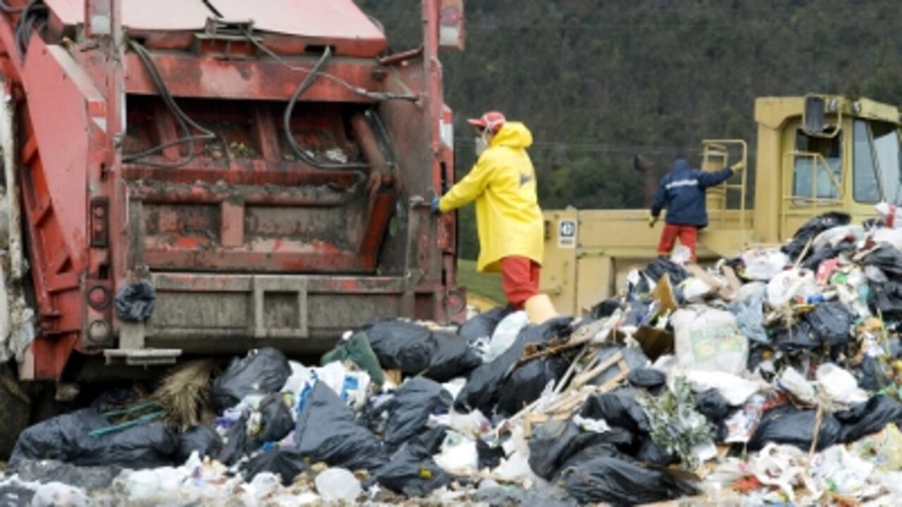 Estudios para avalar recolección de basuras por el Distrito se presentaron sin fecha.