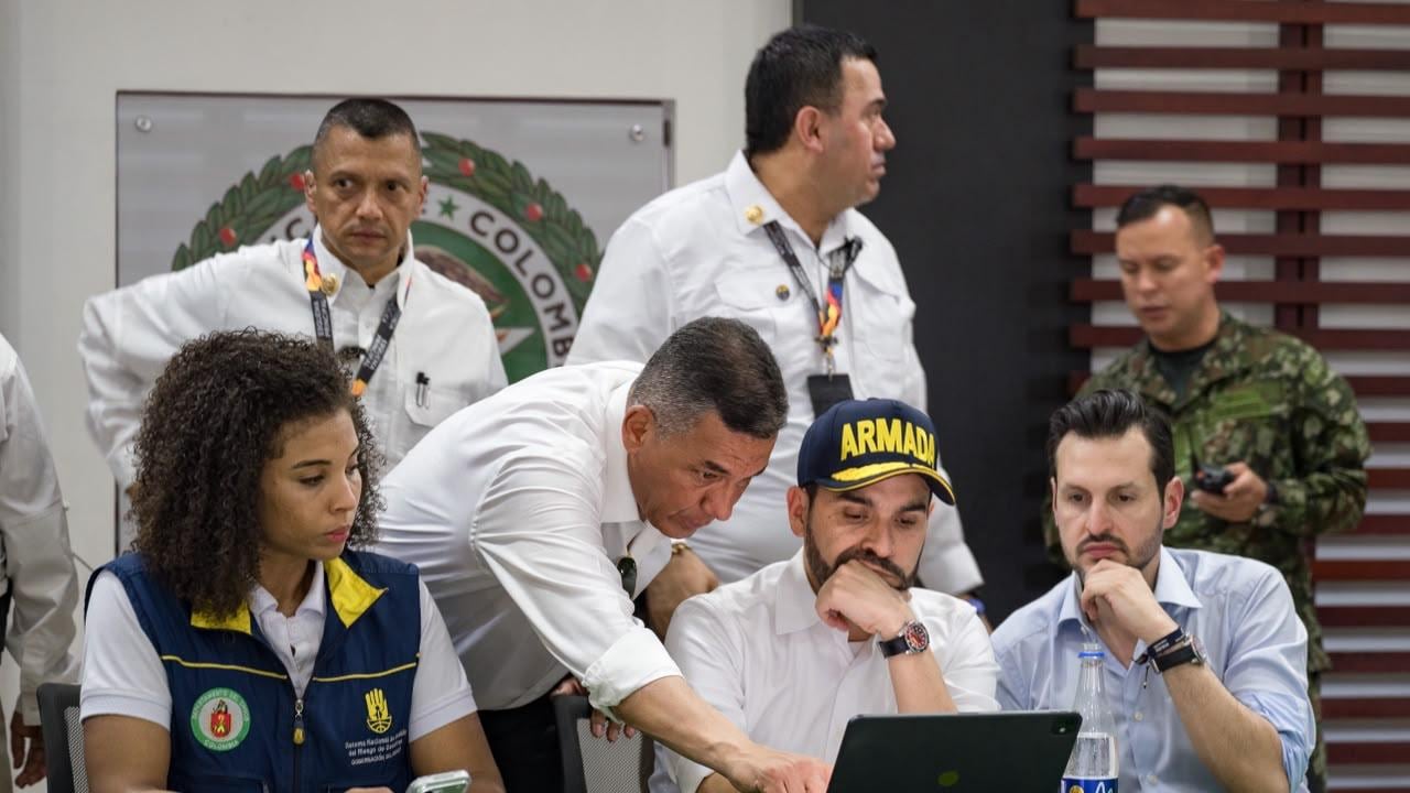 El presidente Abelardo De La Espriella llegó al Chocó para hacer frente a la emergencia.