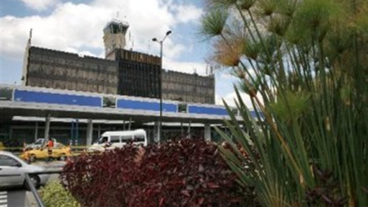 La actualización de los sistemas de radar y futura del centro de control de Bogotá, programada para iniciar en el 2011