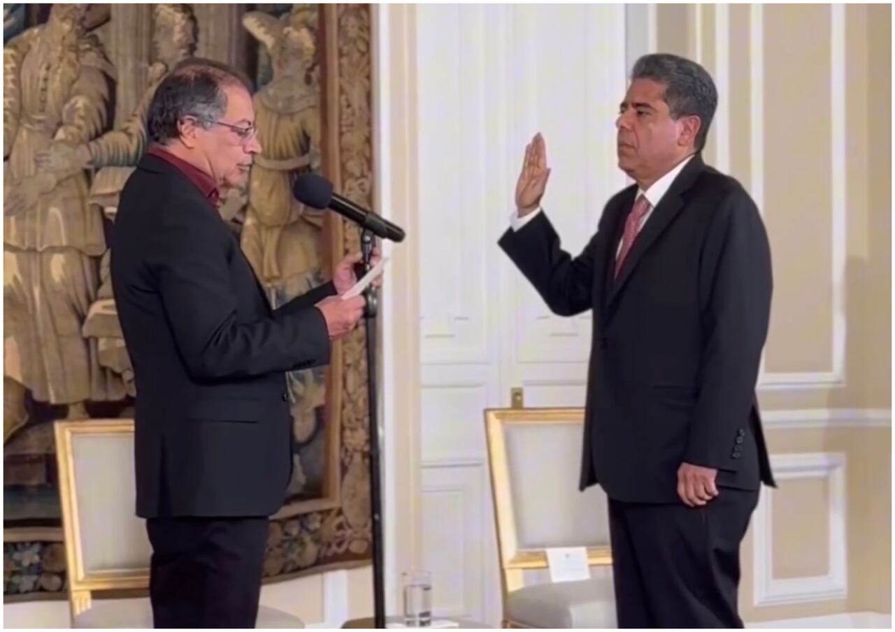 Presidente Gustavo Petro y el contralor General Carlos Hernán Rodríguez