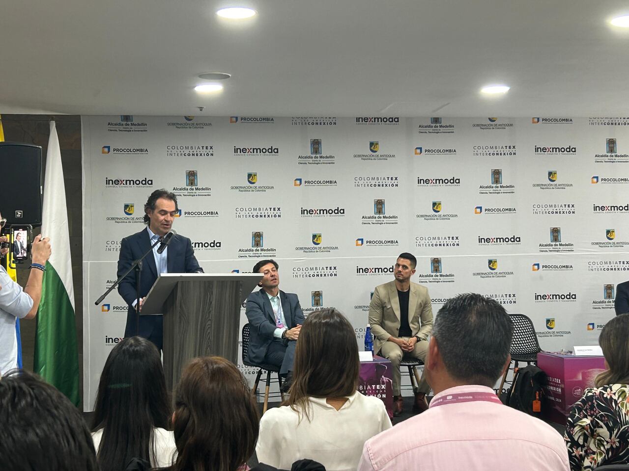 Federico Gutiérrez estuvo presente en la apertura de Colombiatex 2024