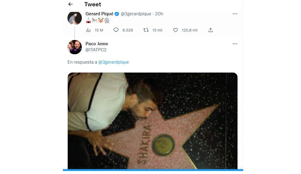 El exfutbolista compartió en 2013 una fotografía besando la estrella de Shakira en el Paseo de la Fama de Hollywood.