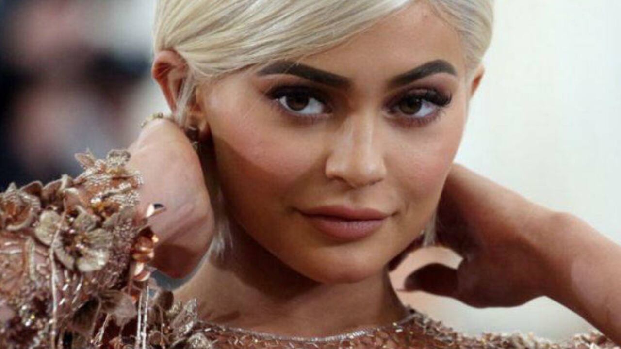 Kylie Jenner tiene una fortuna cercana a los $900 millones de dólares a sus 20 años, según la revista Forbes. (Reuters)