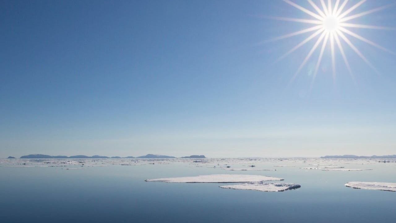 El hielo en el Ártico se está reduciendo de manera exponencial