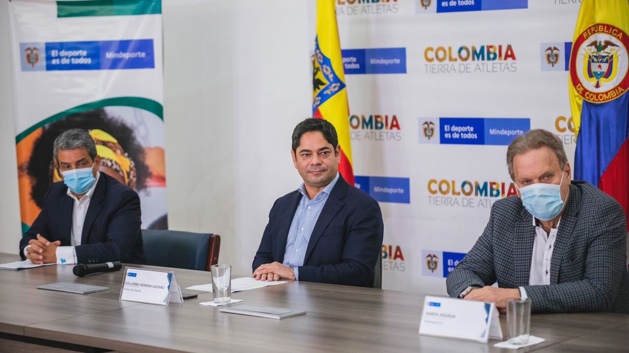 El fútbol femenino se fortalece.