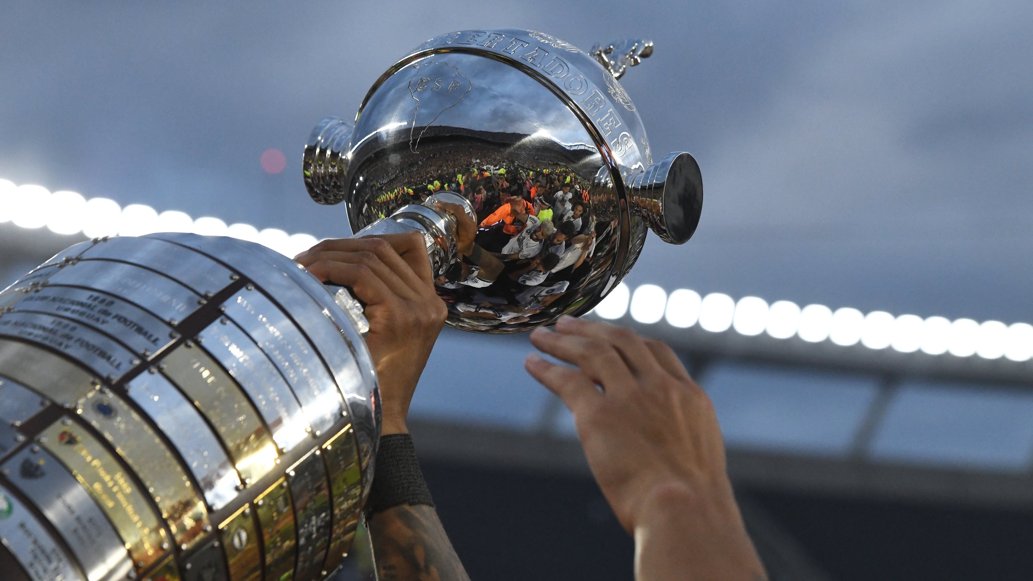 Trofeo de la Copa Libertadores.