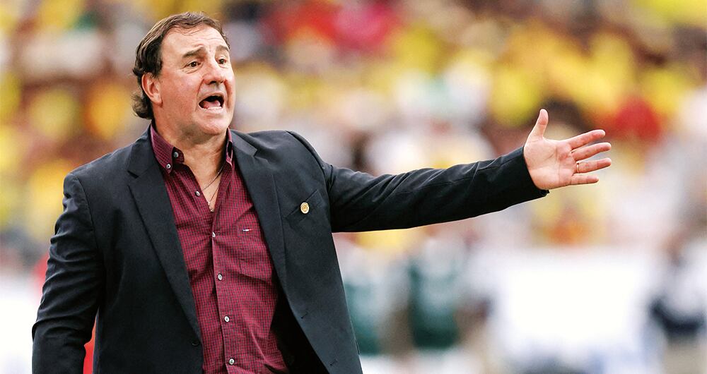   Néstor Lorenzo generó dudas a su llegada, pero con el tiempo se consolidó en el equipo y se ganó el cariño de la hinchada, que lo respalda plenamente. 