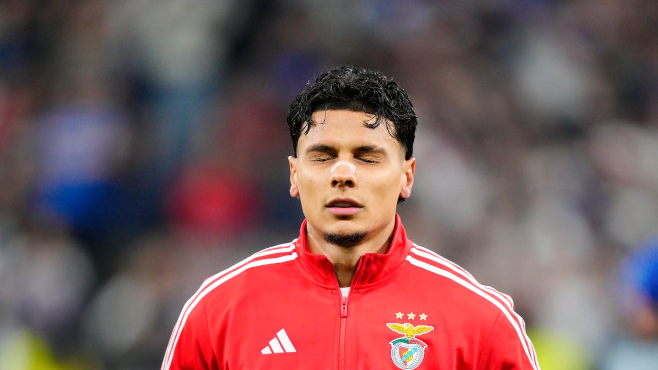 Richard Ríos está en la lista de transferibles del Benfica.