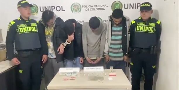 Captura de integrantes de la banda 'Los Pollitos'