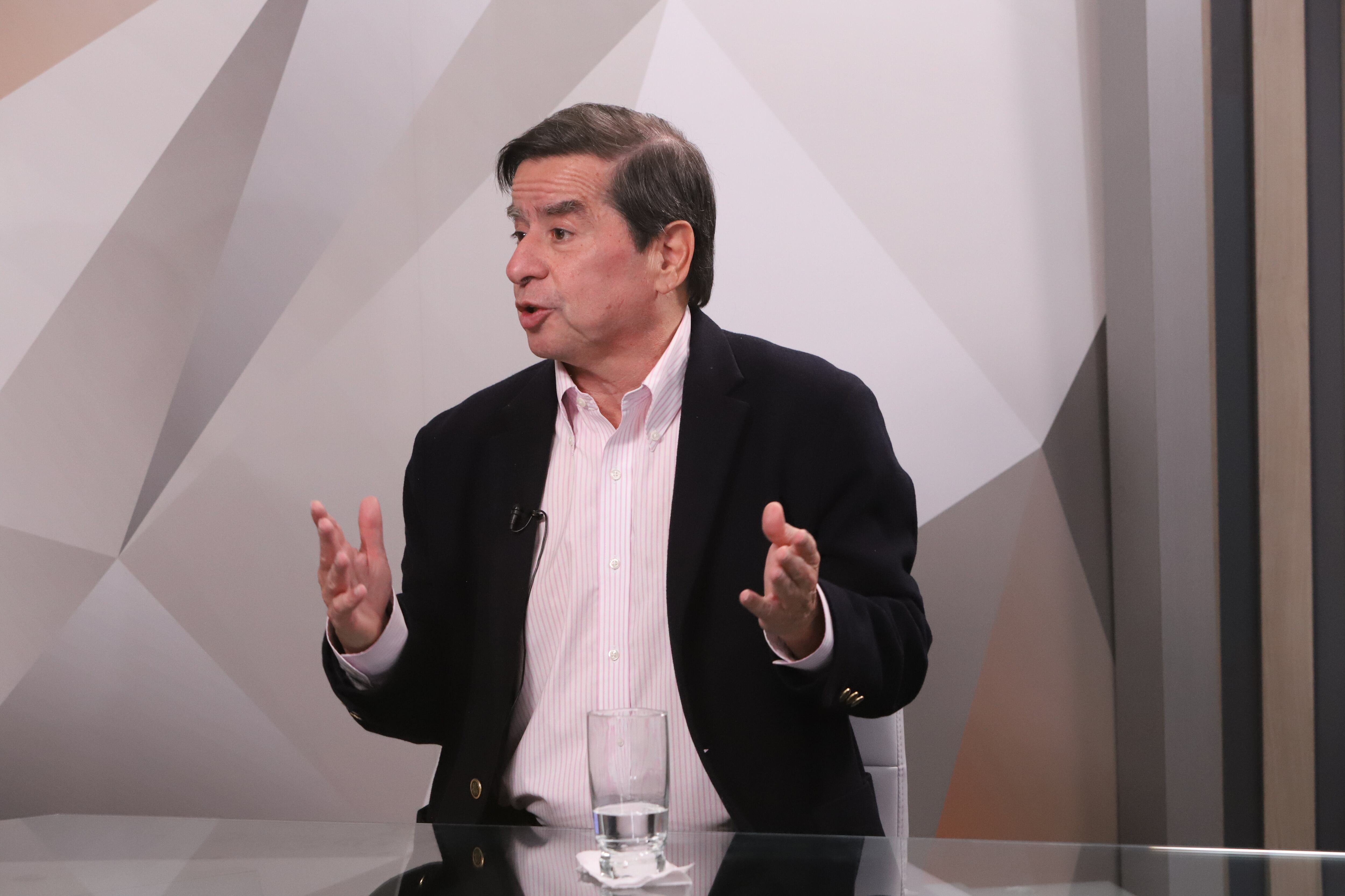 El Debate, entrevista de Yesid Lancheros director de Semana, al precandidato presidencial Juan Fernando Cristo.