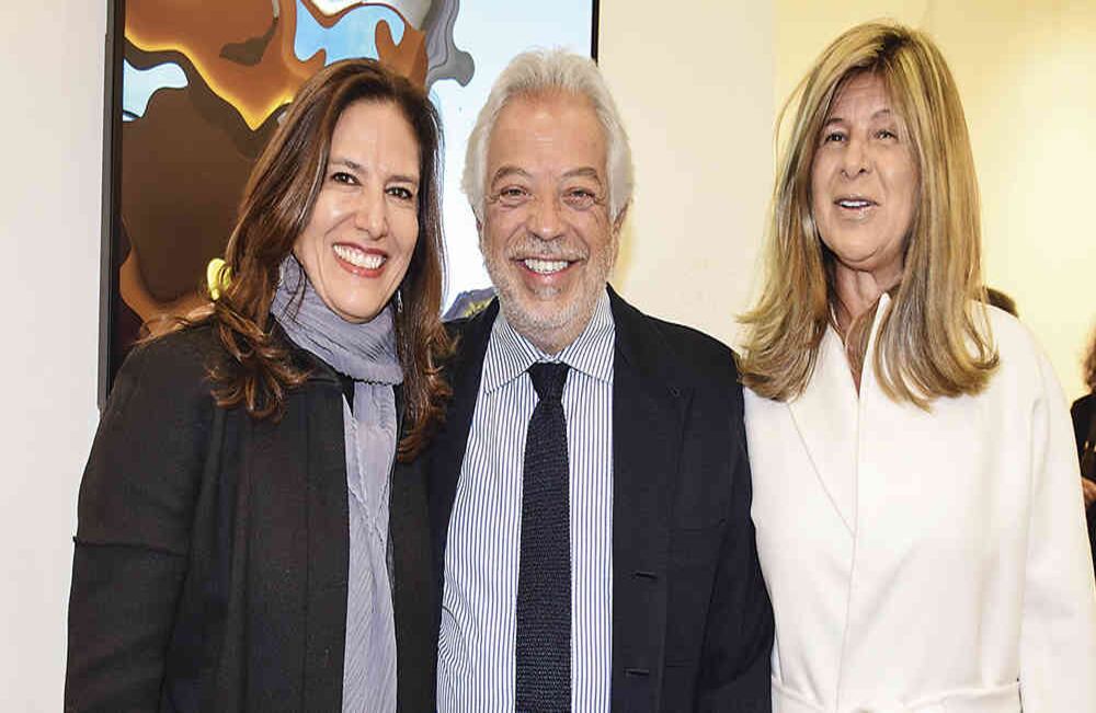 Ana María Fries, Rafael Mora y Claudia de Francisco.