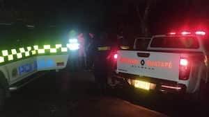 La Policía y los Bomberos de Guatapé hicieron presencia en el lugar de la tragedia.