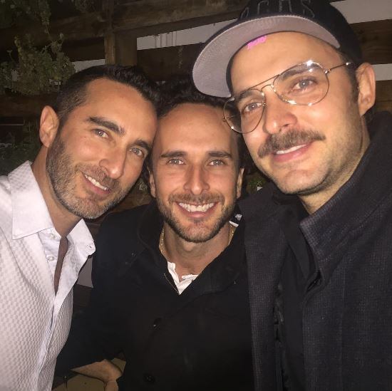 Francisco, Juancho y Manolo Cardona.